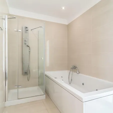 Feriehus Luxo & Conforto *