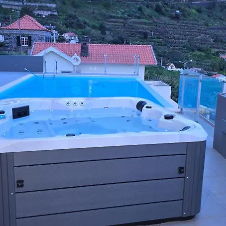 Feriehus Luxo & Conforto *