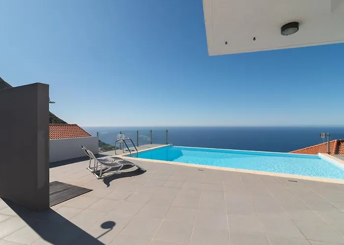 Luxo E Conforto Holiday home Calheta (Madeira)